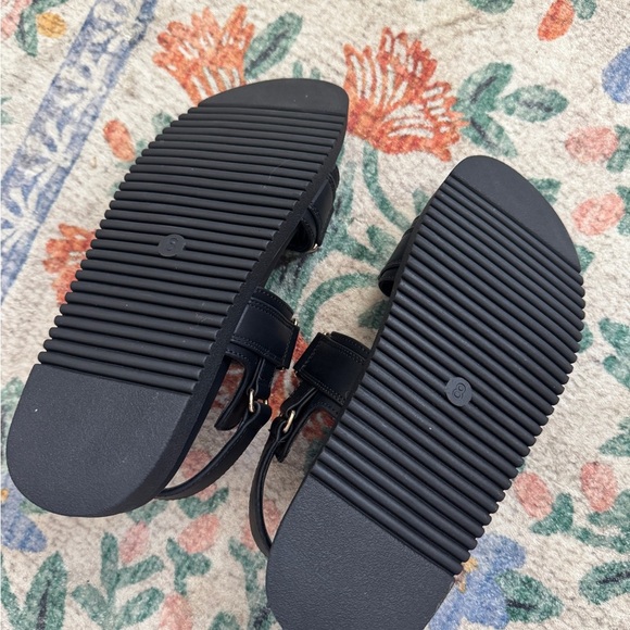 A New Day Jonie Footbed Sandals - Picture 5 of 6